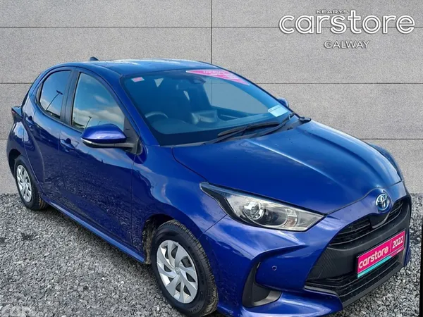 Toyota Yaris Hatchback, Petrol Hybrid, 2022, Blue