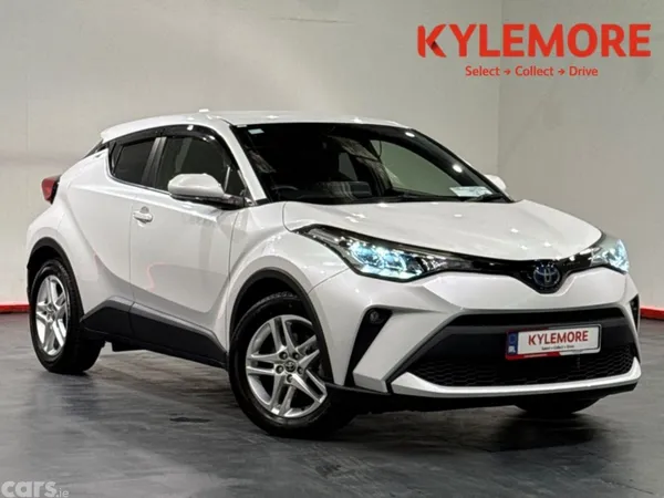 Toyota C-HR SUV, Petrol Hybrid, 2023, White