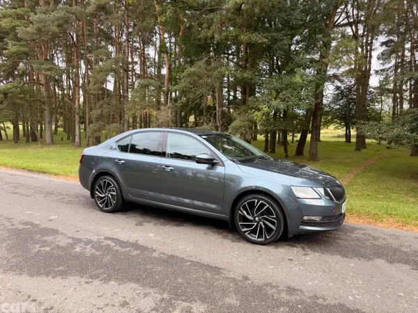 Skoda Octavia Saloon, Diesel, 2018, Grey