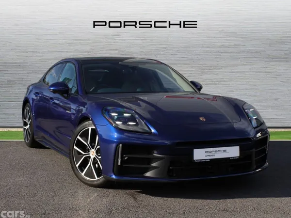 Porsche Panamera Saloon, Petrol Plug-in Hybrid, 2026, Blue
