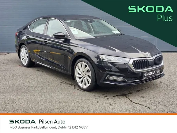 Skoda Octavia Saloon, Petrol, 2023, Black