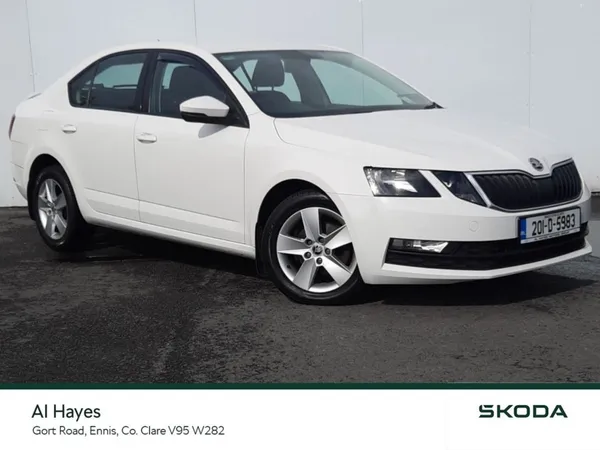 Skoda Octavia Saloon, Diesel, 2020, White