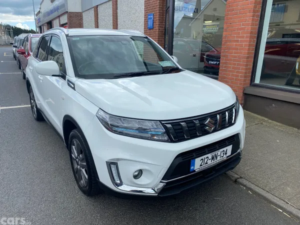 Suzuki Vitara SUV, Petrol, 2021, White
