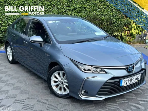 Toyota Corolla Saloon, Petrol Hybrid, 2022, Grey