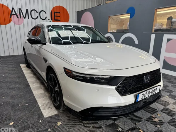 Honda Accord Saloon, Petrol Hybrid, 2024, White
