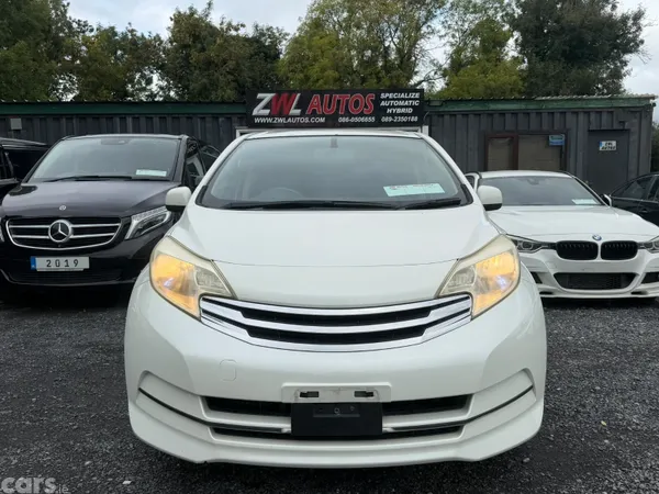 Nissan Note Hatchback, Petrol, 2013, White