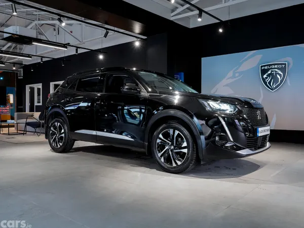 Peugeot 2008 MPV, Diesel, 2021, Black