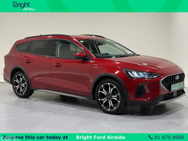 Ford Focus Estate, Petrol, 2022, Red