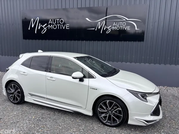 Toyota Corolla Hatchback, Petrol Hybrid, 2019, White