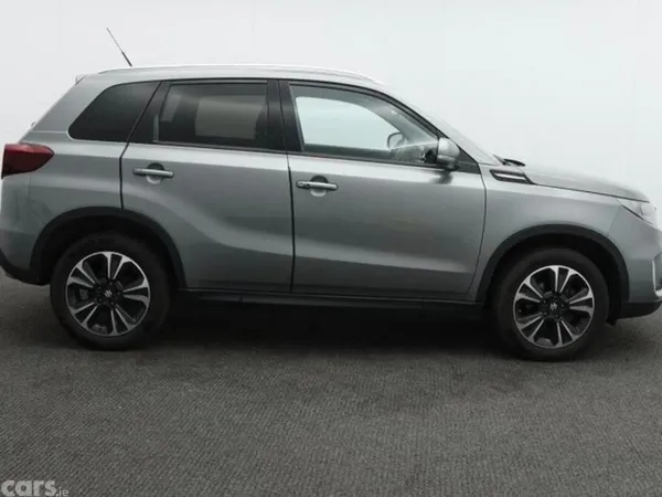 Suzuki Vitara SUV, Petrol Hybrid, 2024, Grey