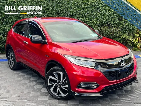 Honda Vezel SUV, Petrol Hybrid, 2021, Red