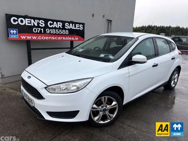 Ford Focus Hatchback, Petrol, 2015, White