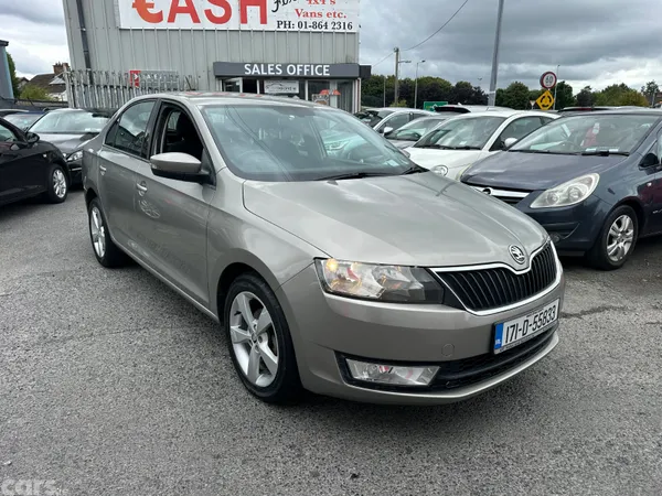 Skoda Rapid Hatchback, Diesel, 2017, Beige
