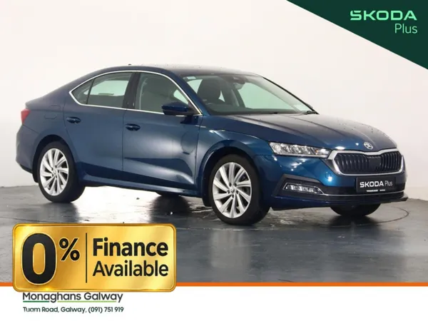 Skoda Octavia Hatchback, Diesel, 2023, Blue