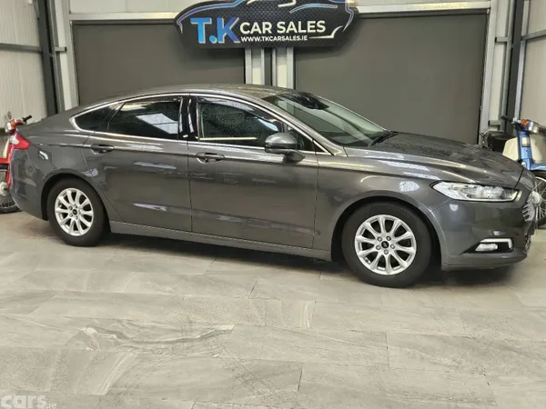 Ford Mondeo Hatchback, Diesel, 2018, Grey