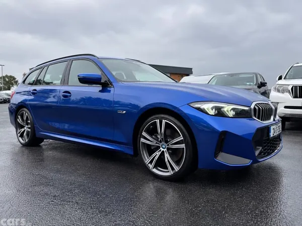 BMW 3-Series Estate, Petrol Plug-in Hybrid, 2023, Blue