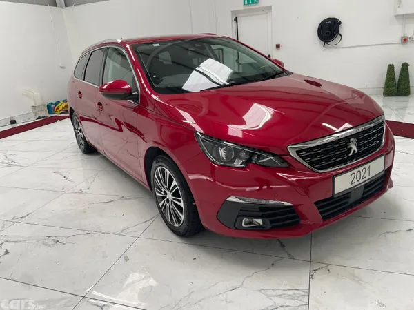 Peugeot 308 Estate, Diesel, 2021, Red