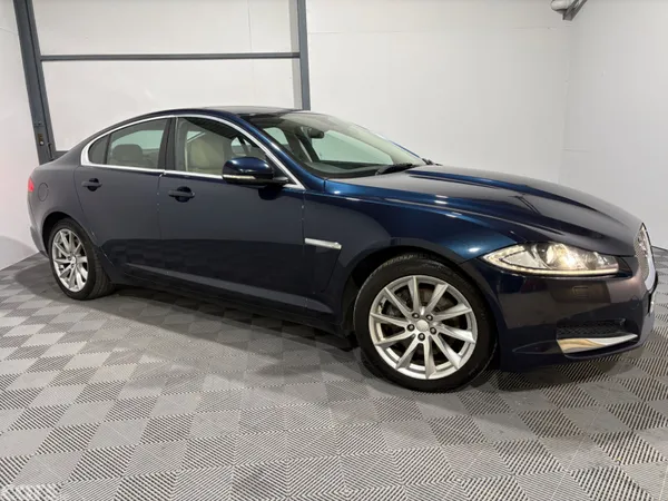 Jaguar XF Saloon, Diesel, 2013, Blue