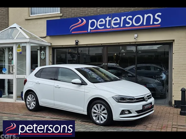Volkswagen Polo Hatchback, Petrol, 2018, White