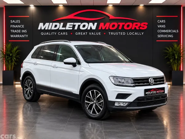 Volkswagen Tiguan MPV, Petrol, 2017, White