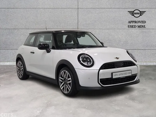 Mini Cooper Hatchback, Petrol, 2024, White