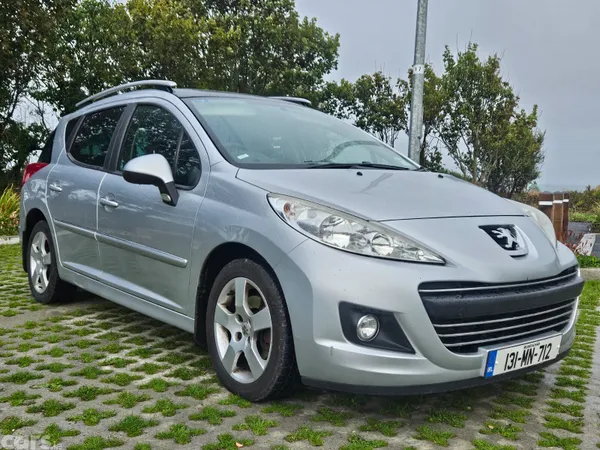 Peugeot 207 Estate, Diesel, 2013, Silver