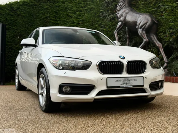 BMW 1-Series Hatchback, Diesel, 2015, White