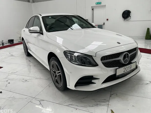 Mercedes-Benz C-Class Saloon, Diesel, 2019, White