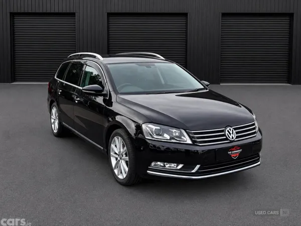 Volkswagen Passat , Petrol, 2013, Black