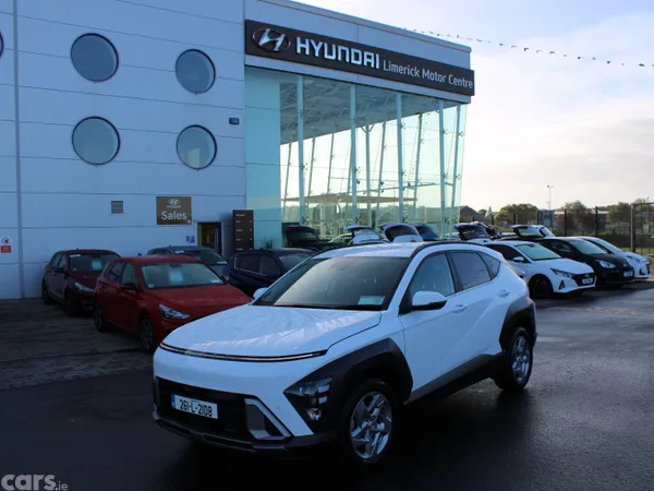 Hyundai KONA MPV, Petrol, 2026, White