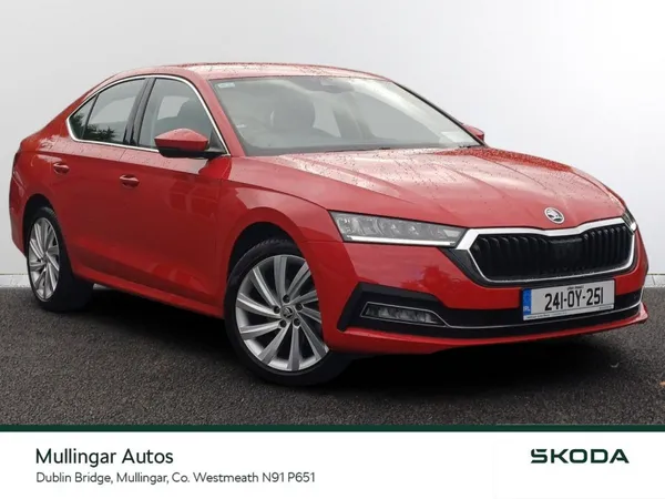 Skoda Octavia Saloon, Petrol, 2024, Red