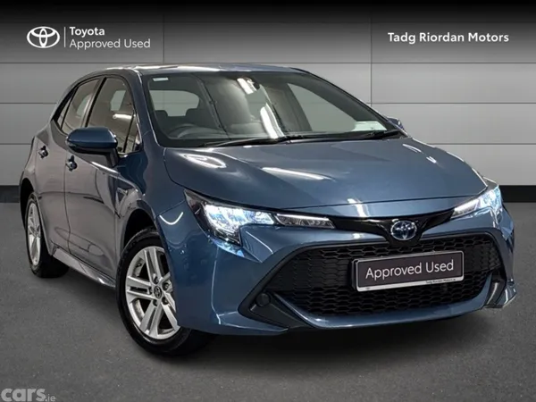 Toyota Corolla Hatchback, Petrol Hybrid, 2020, Blue