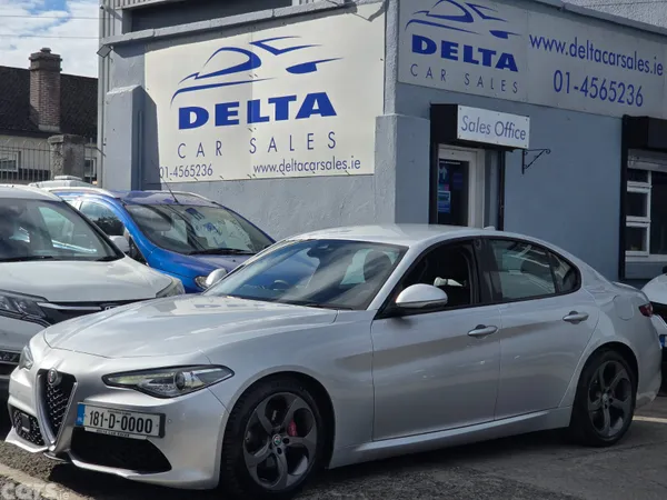 Alfa Romeo Giulia Saloon, Diesel, 2018, Silver