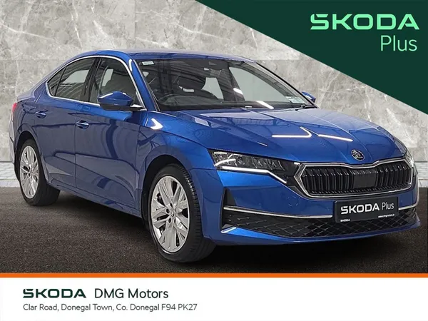 Skoda Octavia Saloon, Petrol, 2024, Blue