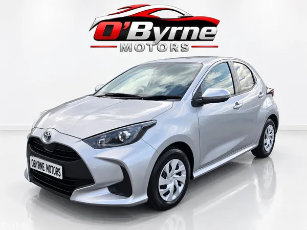 Toyota Yaris Hatchback, Petrol, 2023, Silver