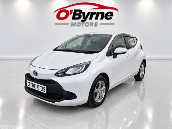 Toyota Aqua Hatchback, Petrol Hybrid, 2023, White