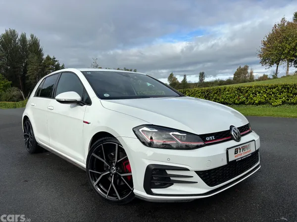 Volkswagen Golf Hatchback, Petrol, 2018, White
