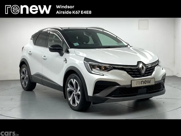 Renault Captur Hatchback, Petrol, 2022, White