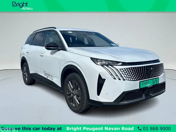 Peugeot 5008 MPV, Petrol, 2026, White
