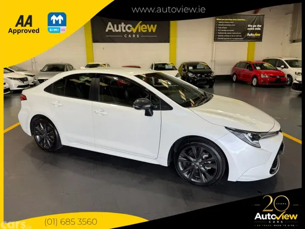 Toyota Corolla Saloon, Petrol Hybrid, 2023, White