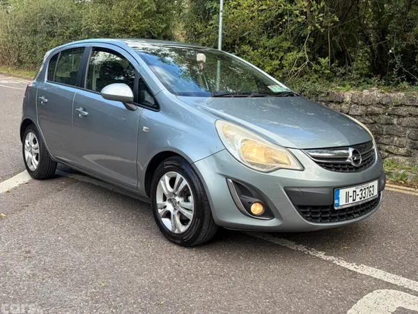 Opel Corsa Hatchback, Petrol, 2011, Silver