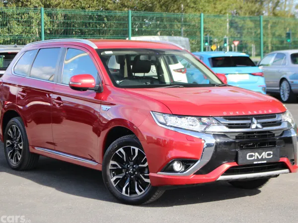 Mitsubishi Outlander SUV, Petrol Plug-in Hybrid, 2018, Red