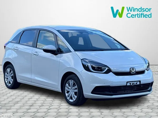 Honda Fit Hatchback, Petrol Hybrid, 2022, White
