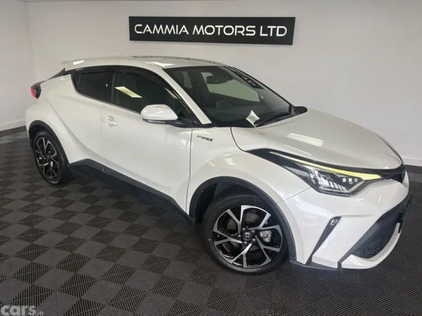 Toyota C-HR SUV, Petrol Hybrid, 2020, White