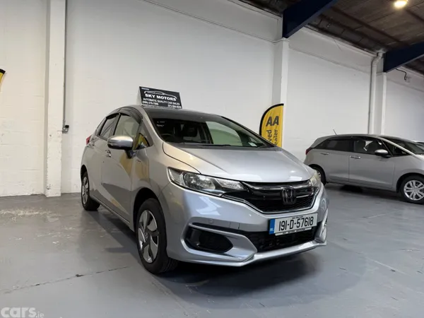 Honda Fit Hatchback, Petrol Hybrid, 2019, Silver