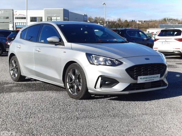 Ford Focus Hatchback, Diesel, 2021, Grey