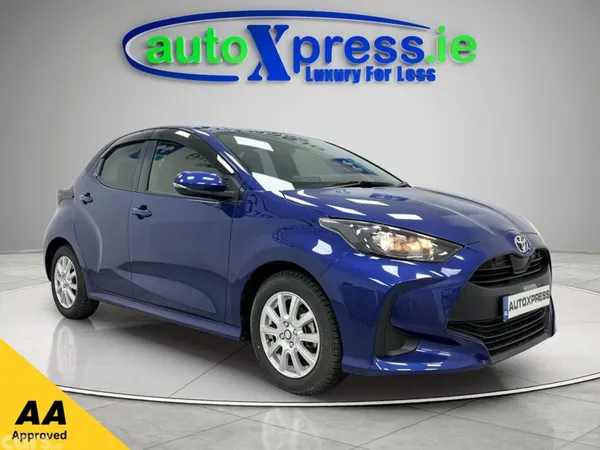 Toyota Yaris Hatchback, Petrol, 2023, Blue