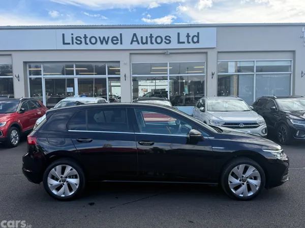 Volkswagen Golf Hatchback, Diesel, 2024, Black