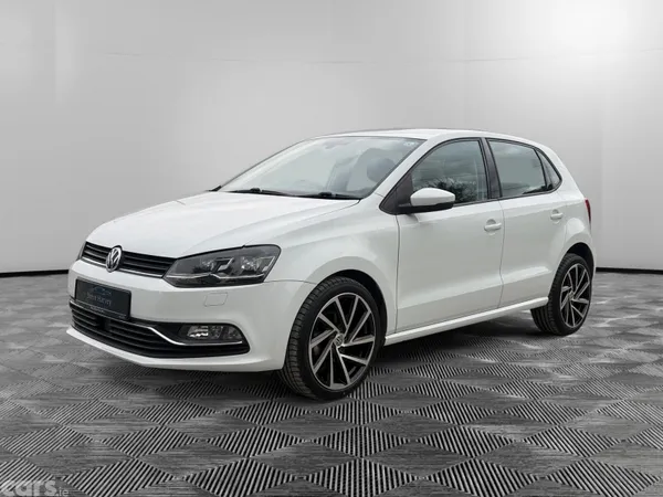 Volkswagen Polo Hatchback, Petrol, 2017, White