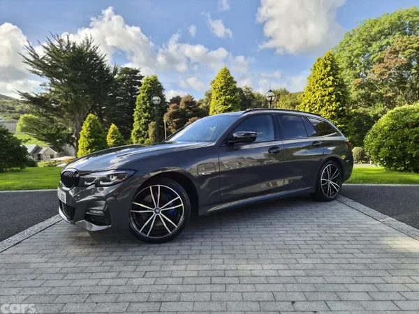 BMW 3-Series Estate, Petrol Plug-in Hybrid, 2022, Grey